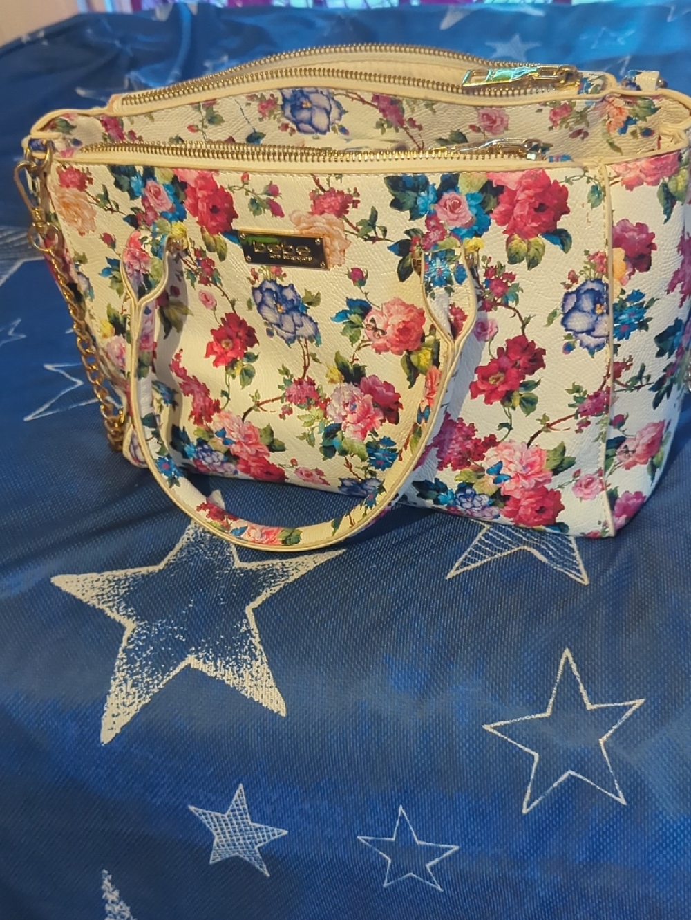 BEBE Bright Floral White Tote w/Removable Strap *Flawed